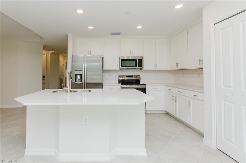 18411 COPPERHEAD CT N 311
