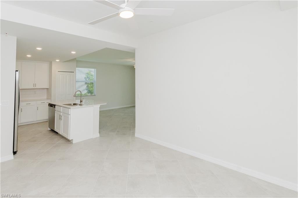 18411 COPPERHEAD CT N 311 photo 8