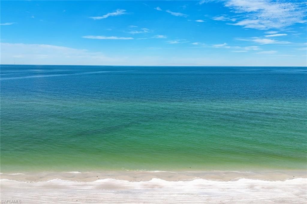 1100 Gulf Shore BLVD N 108 photo 20