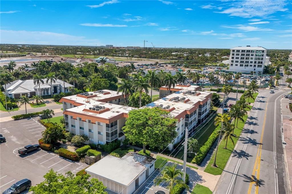 1100 Gulf Shore BLVD N 108 photo 24