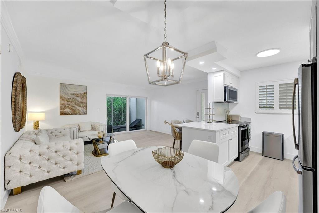1100 Gulf Shore BLVD N 108 photo 11