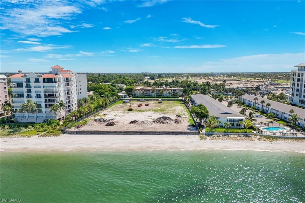 1100 Gulf Shore BLVD N 108 photo 19
