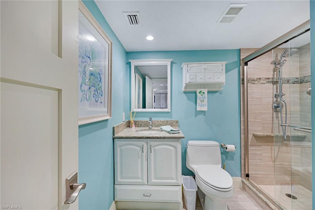 1141 Collier BLVD 203 photo 22