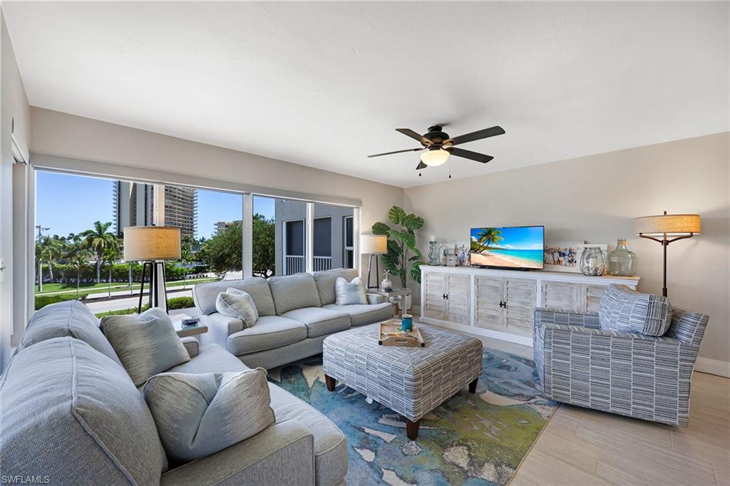 1141 Collier BLVD 203 photo 8