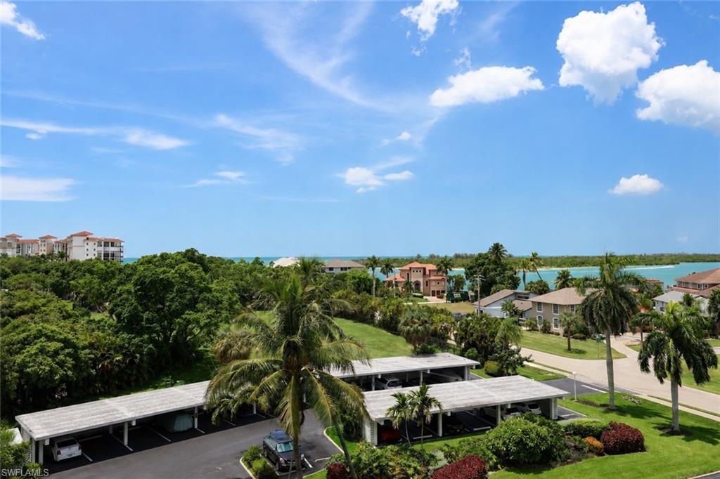 60 Pelican ST W 602