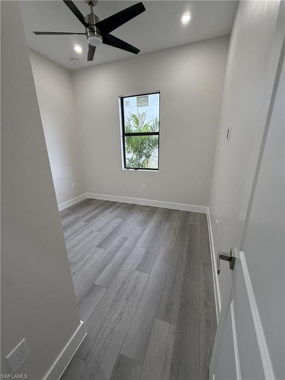 383 Pennfield AVE photo 13