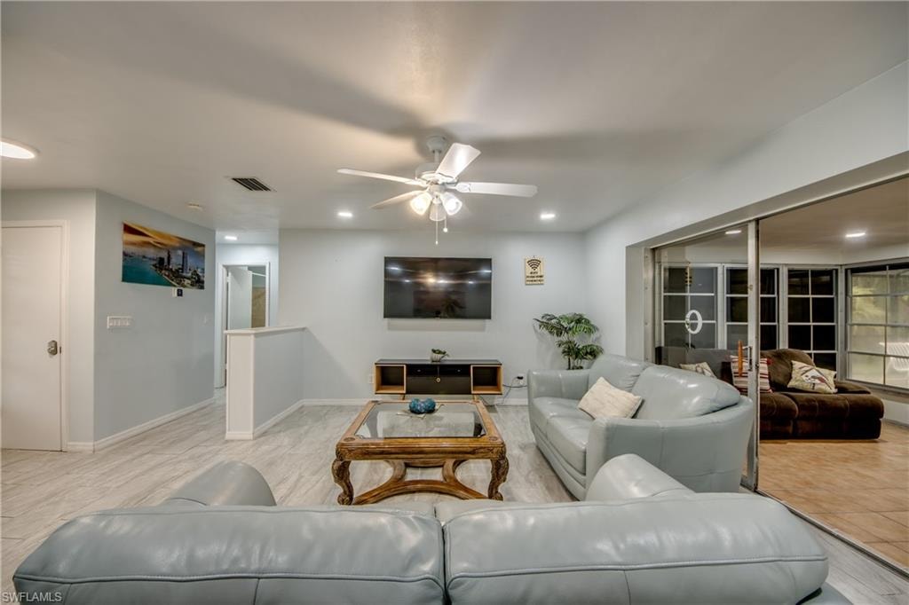 510 SW 51st TER photo 6