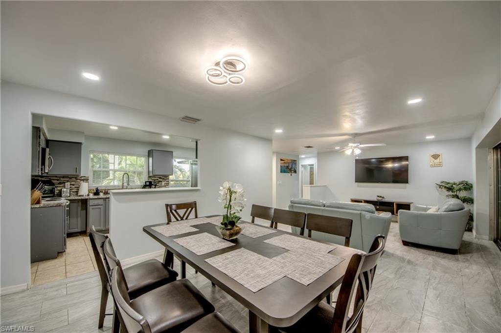 510 SW 51st TER photo 13