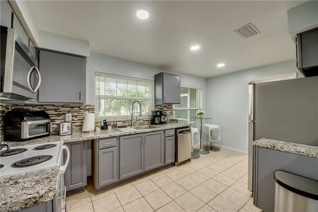 510 SW 51st TER photo 10