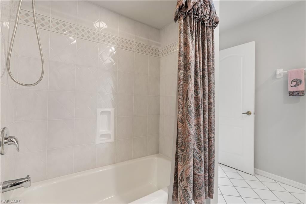 1723 Suzi ST photo 34