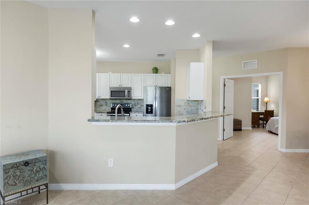 28120 Donnavid CT 104 photo 12