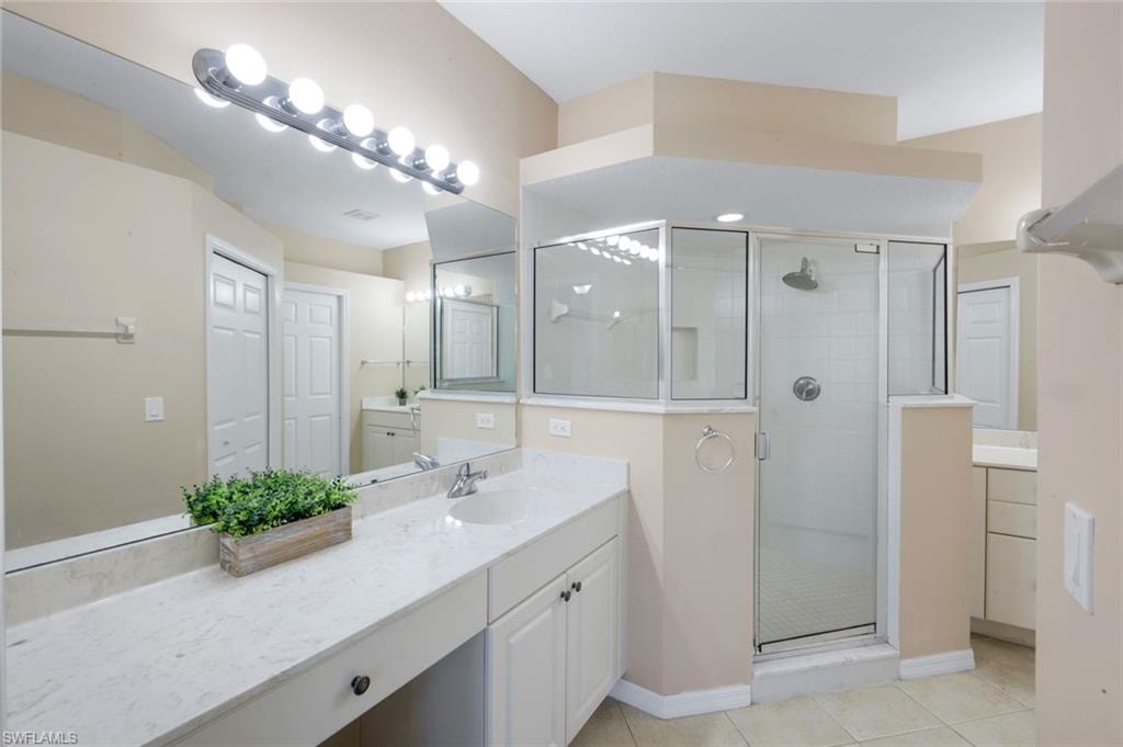 28120 Donnavid CT 104 photo 18