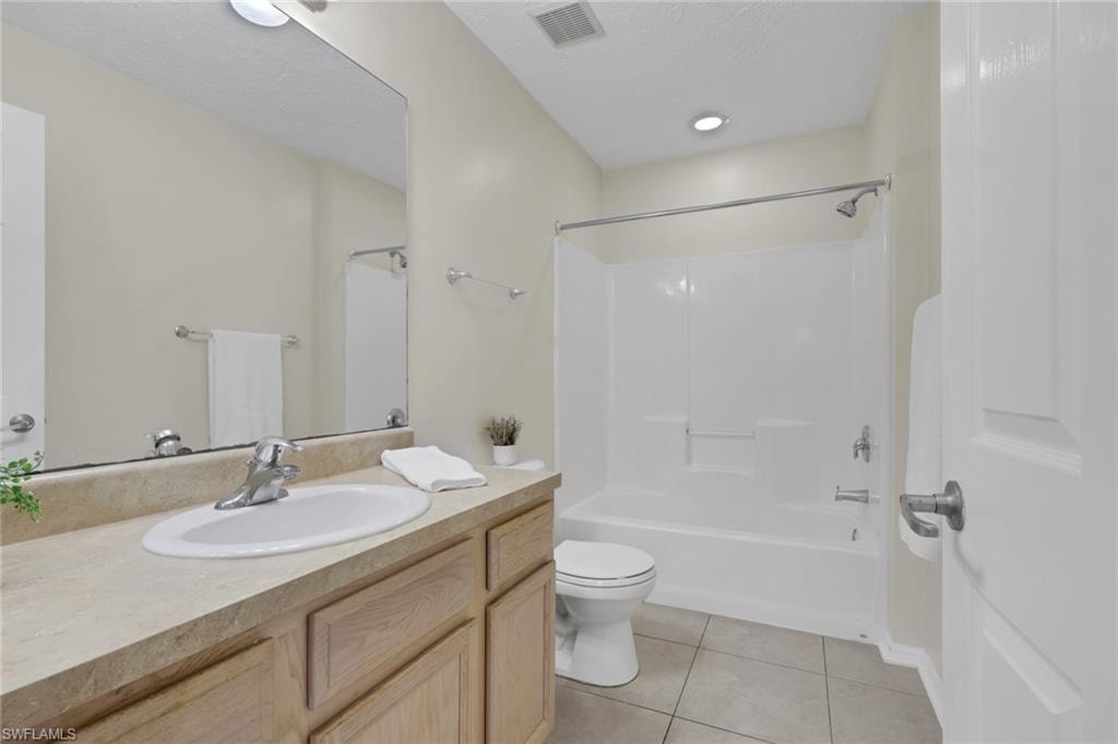 254 Leawood CIR photo 20