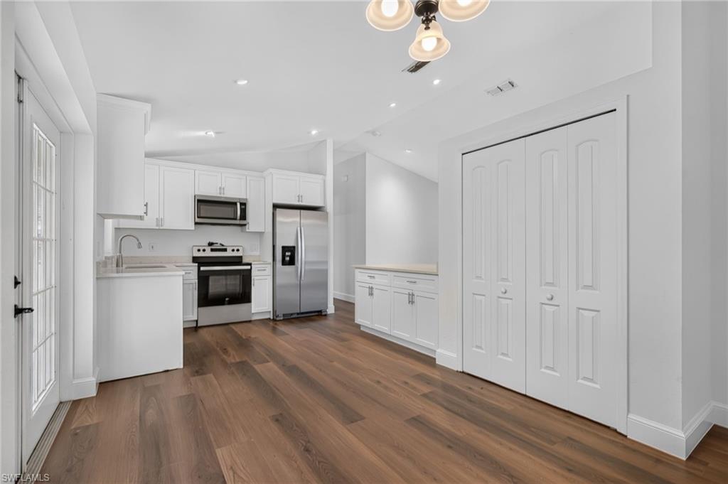 18560 Holly RD photo 18