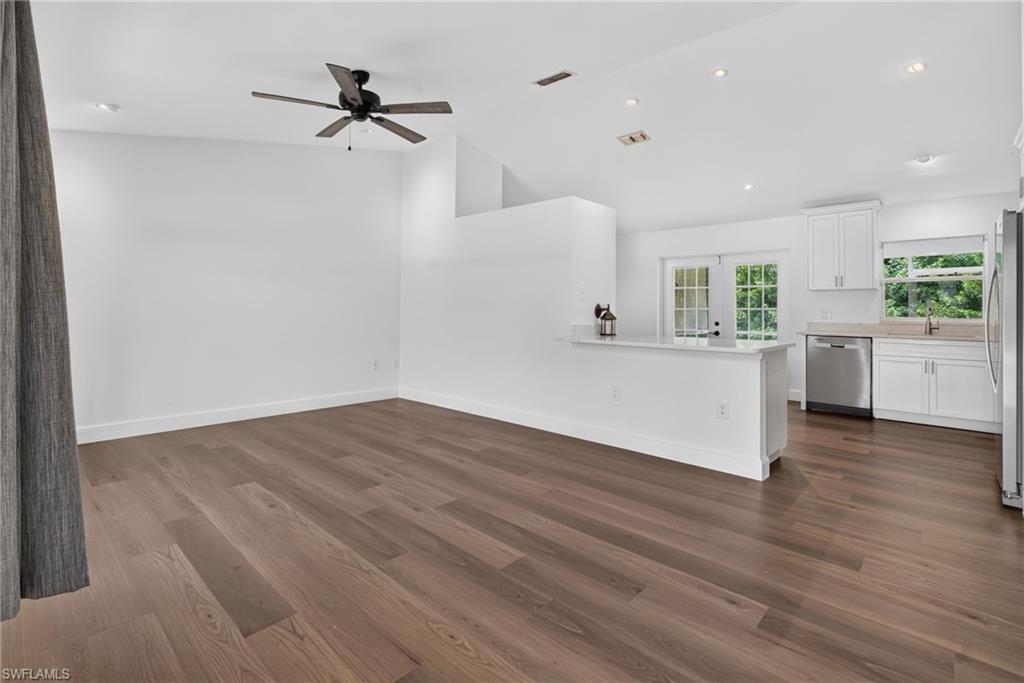 18560 Holly RD photo 8