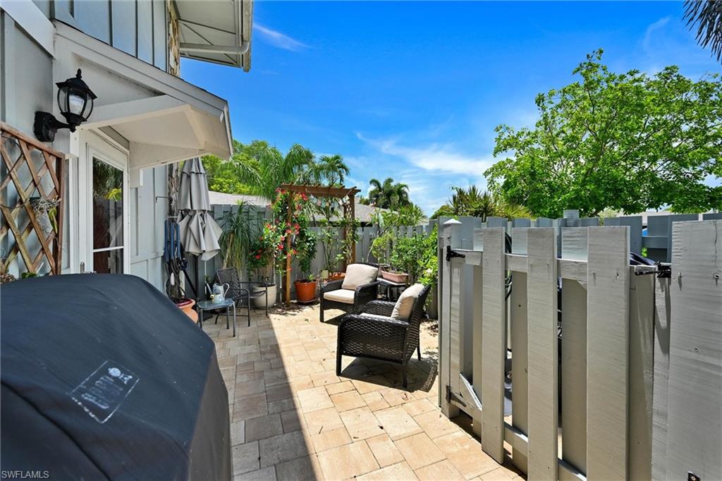 4259 Island CIR 3 photo 22