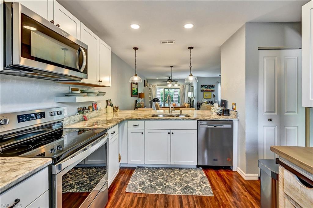 4259 Island CIR 3 photo 11