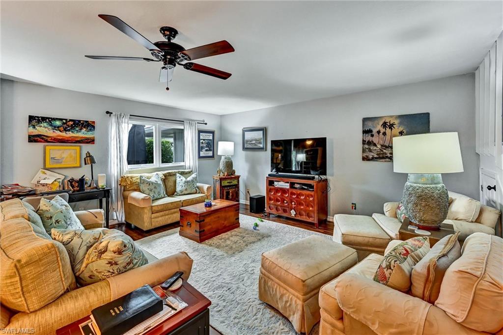 4259 Island CIR 3