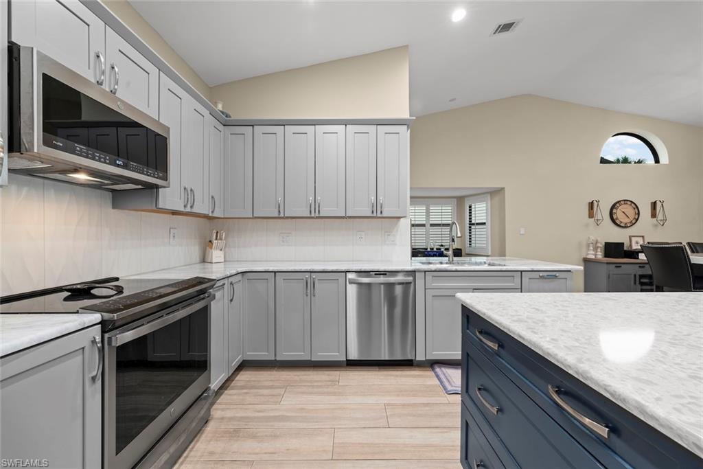 12640 Kelly Palm DR photo 20