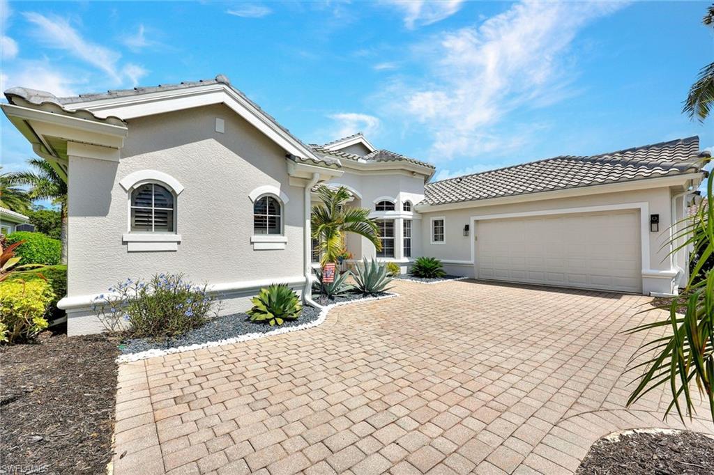 16075 Parque LN photo 27
