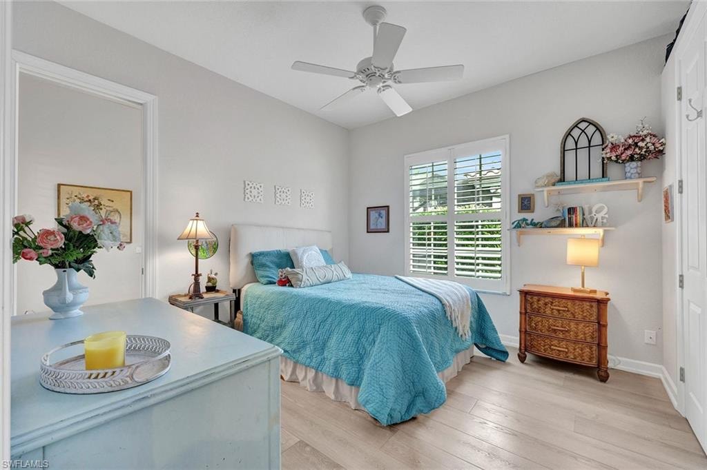 16075 Parque LN photo 17