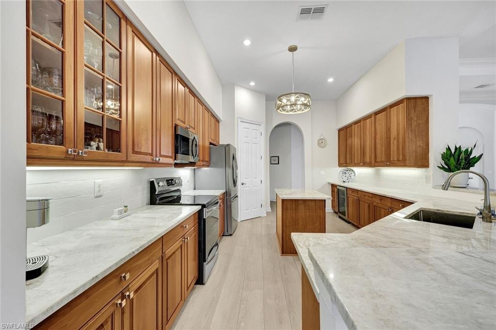 16075 Parque LN photo 8