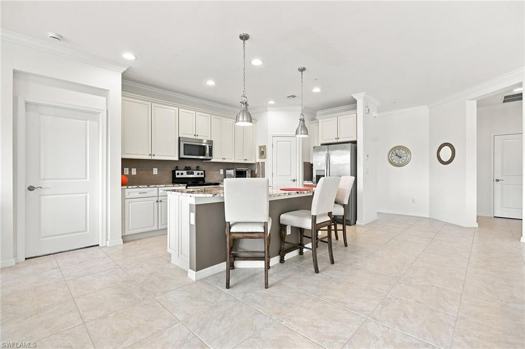 15157 Palmer Lake CIR 202 photo 9