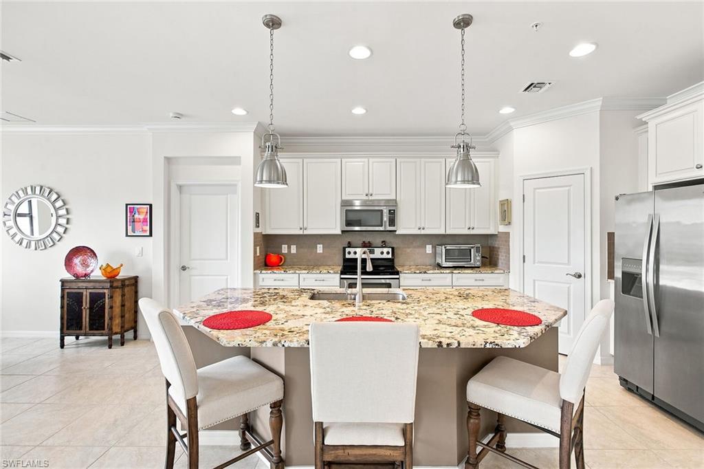 15157 Palmer Lake CIR 202 photo 11