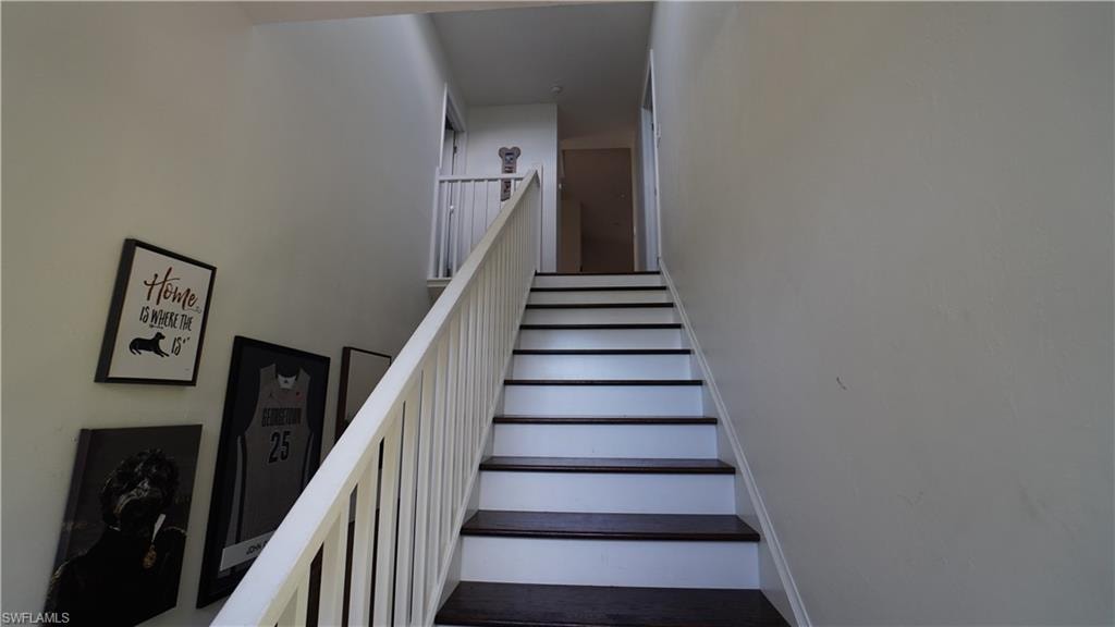 779 Park AVE photo 12