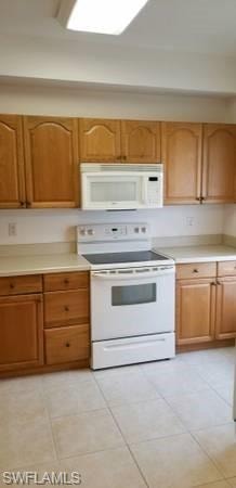 2261 Somerset Ridge DR 203 photo 7