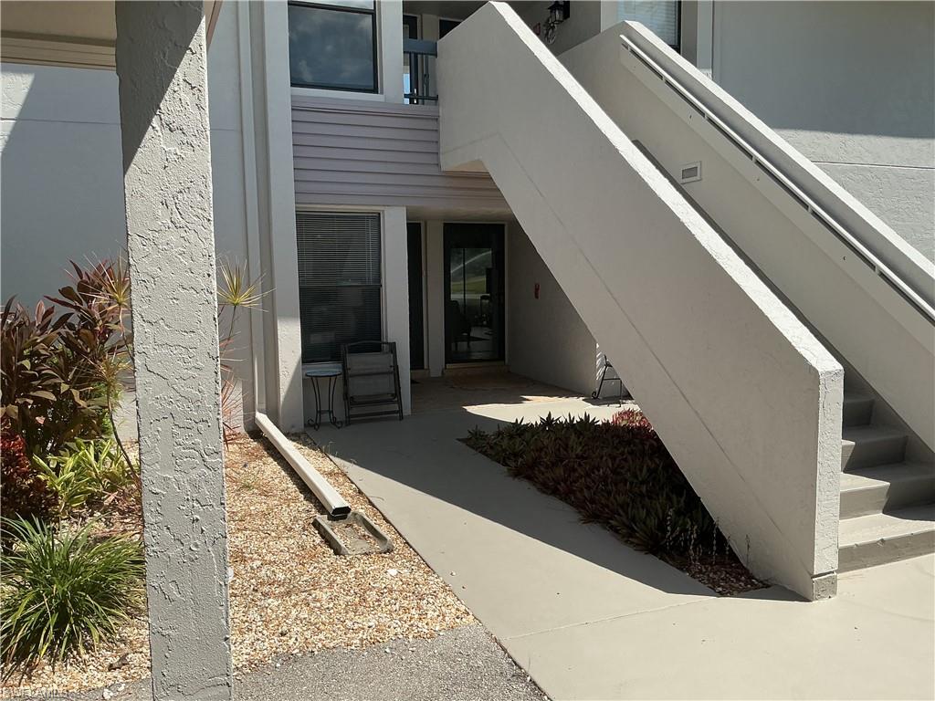 5550 Trailwinds DR 615 photo 21