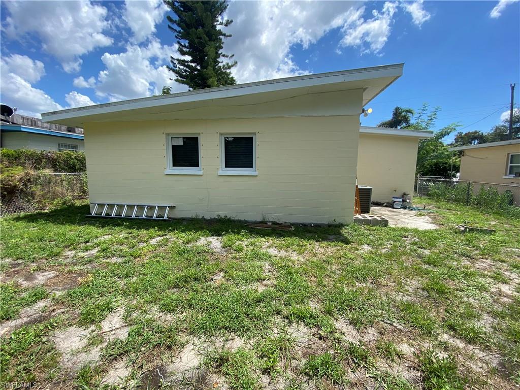 3243 C ST photo 21
