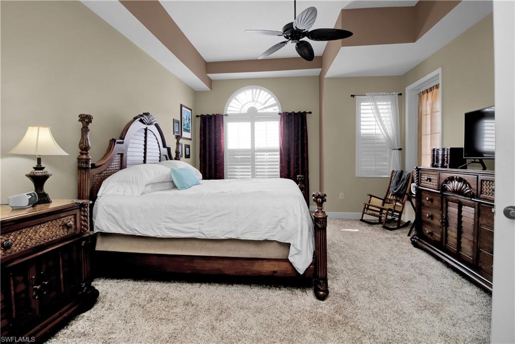 24417 Baltic AVE 1302 photo 17