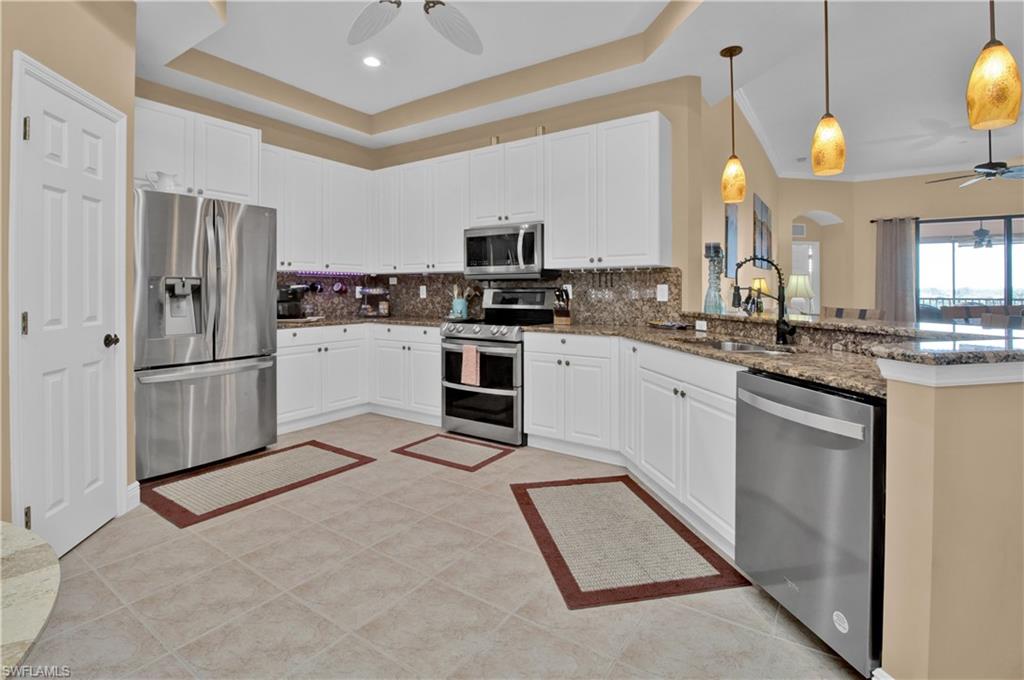 24417 Baltic AVE 1302 photo 8