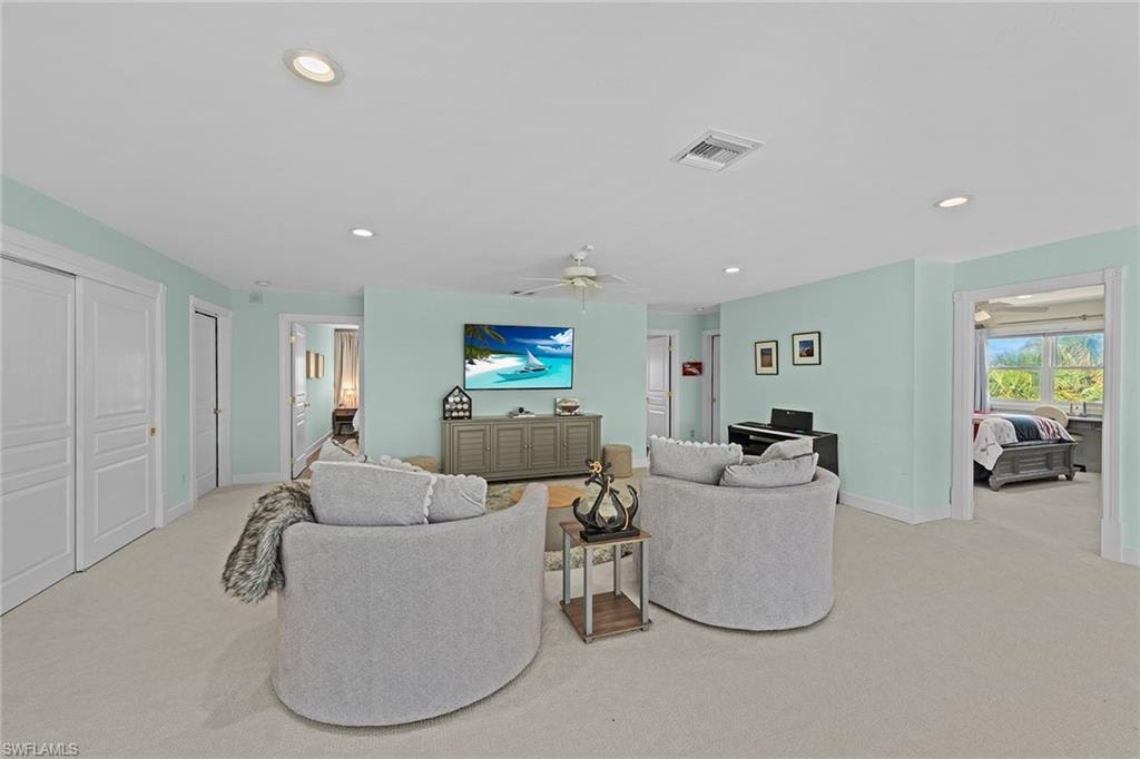 660 Anchor DR photo 32