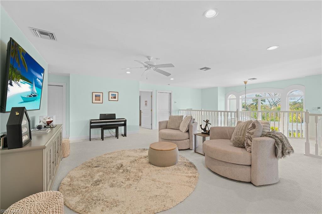 660 Anchor DR photo 31