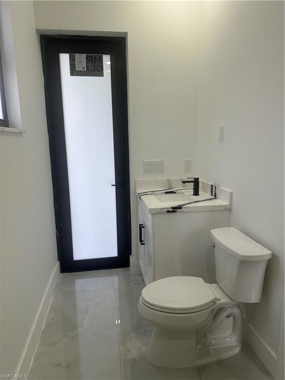 119 Moore AVE photo 35