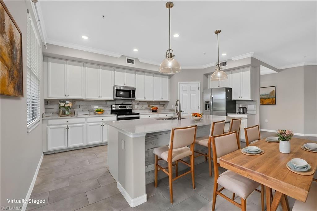 12047 Hawthorn Lake DR 102