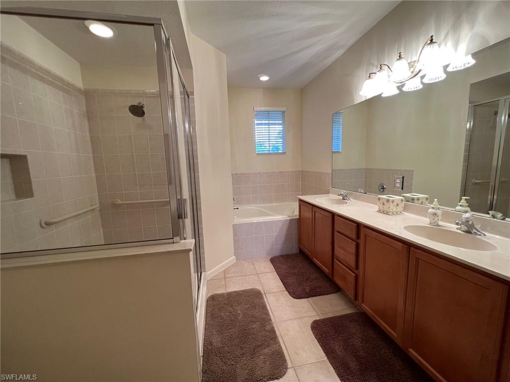 6821 Ascot DR 202 photo 14