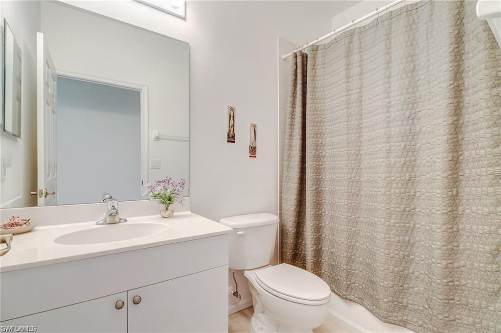 6839 Ascot DR 202 photo 14