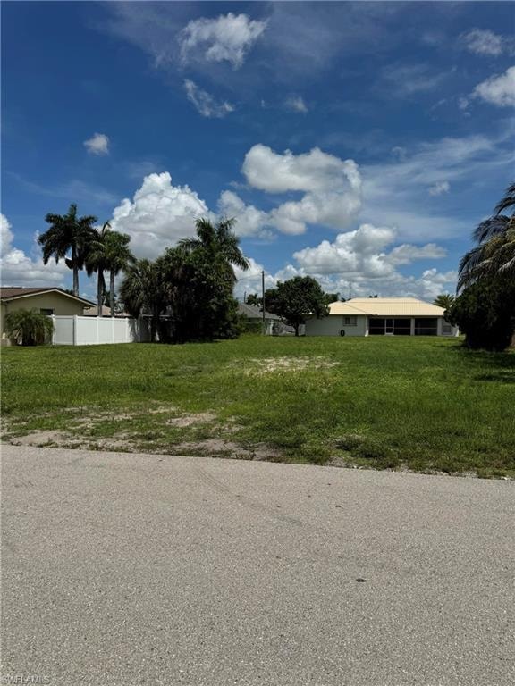 1661 Coral Point DR