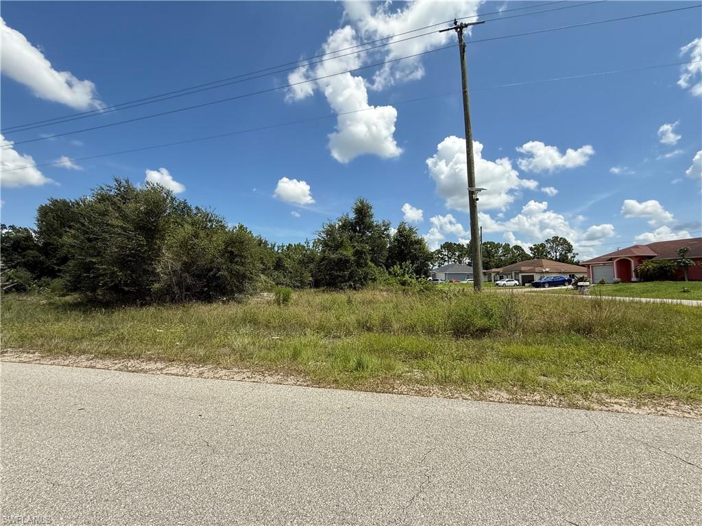 1107 Meadow RD