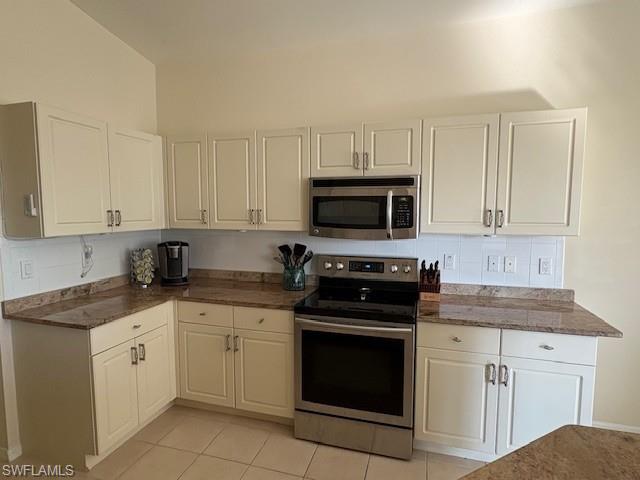 11807 Bayport LN 204 photo 12