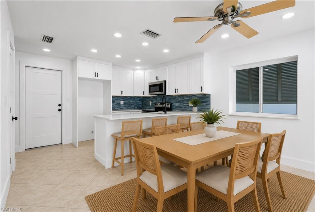 Dining room virtually staged
