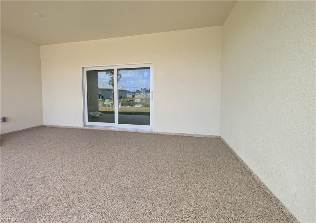 1101 Harold AVE S photo 20