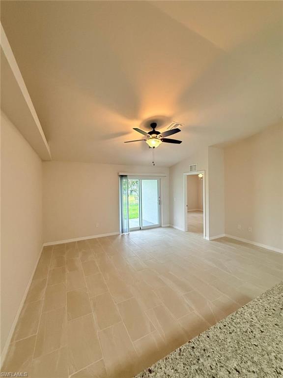 1101 Harold AVE S photo 18