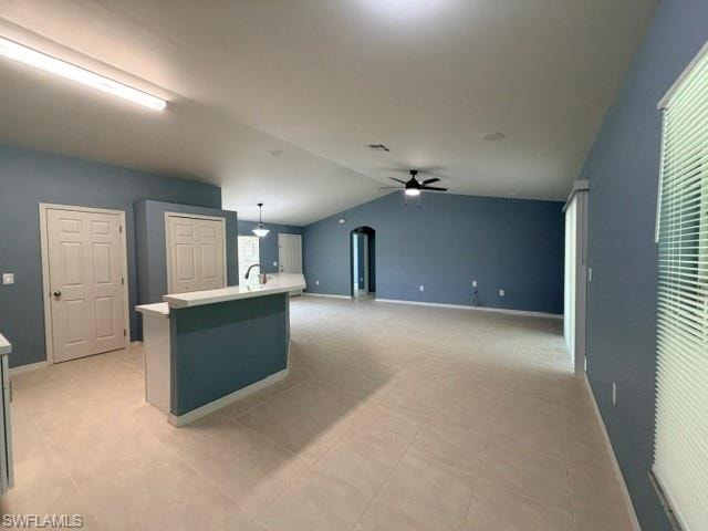 1010 Johns AVE