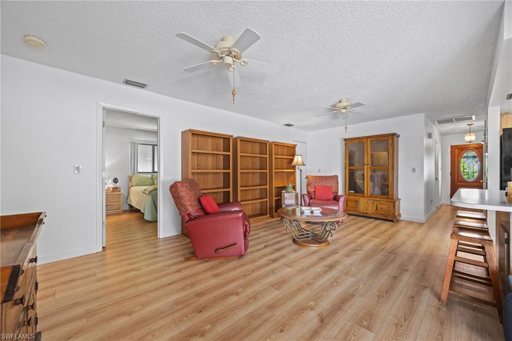 1334 SE 12th TER photo 20