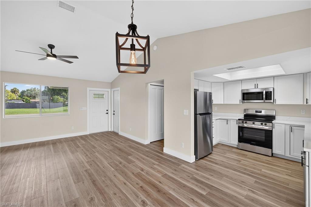 842 2nd ST