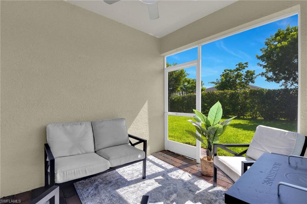 3407 Cancun CT photo 25